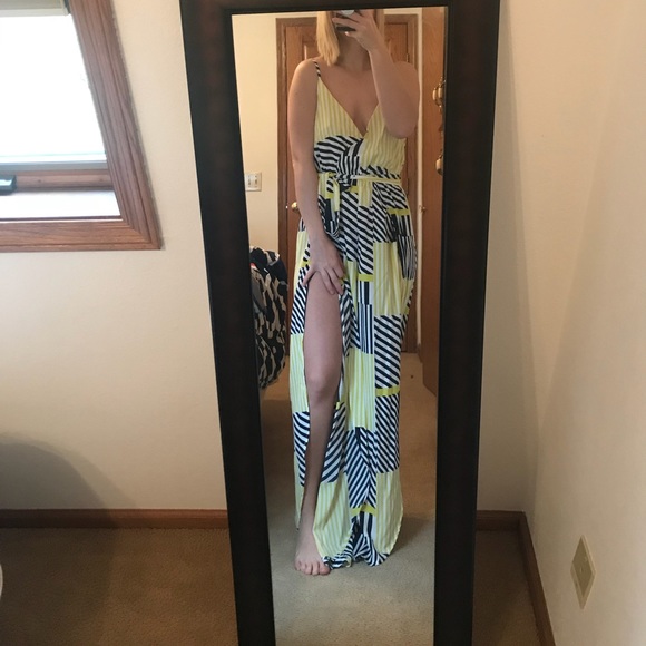 Wide Leg Flowy Vneck Jumpsuit - Picture 1 of 4